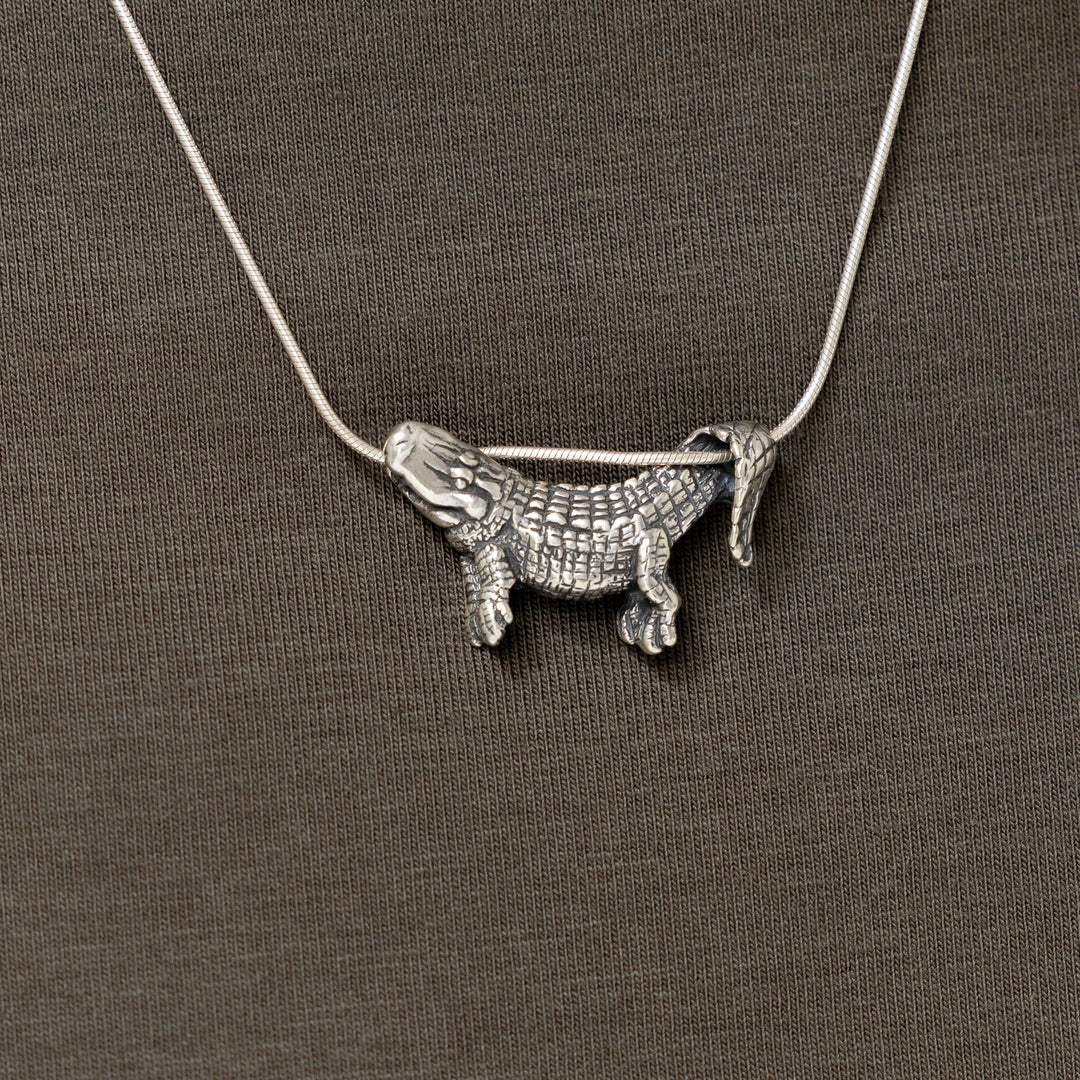 Dangling Alligator Pendant