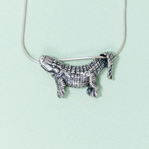 Dangling Alligator with Chain