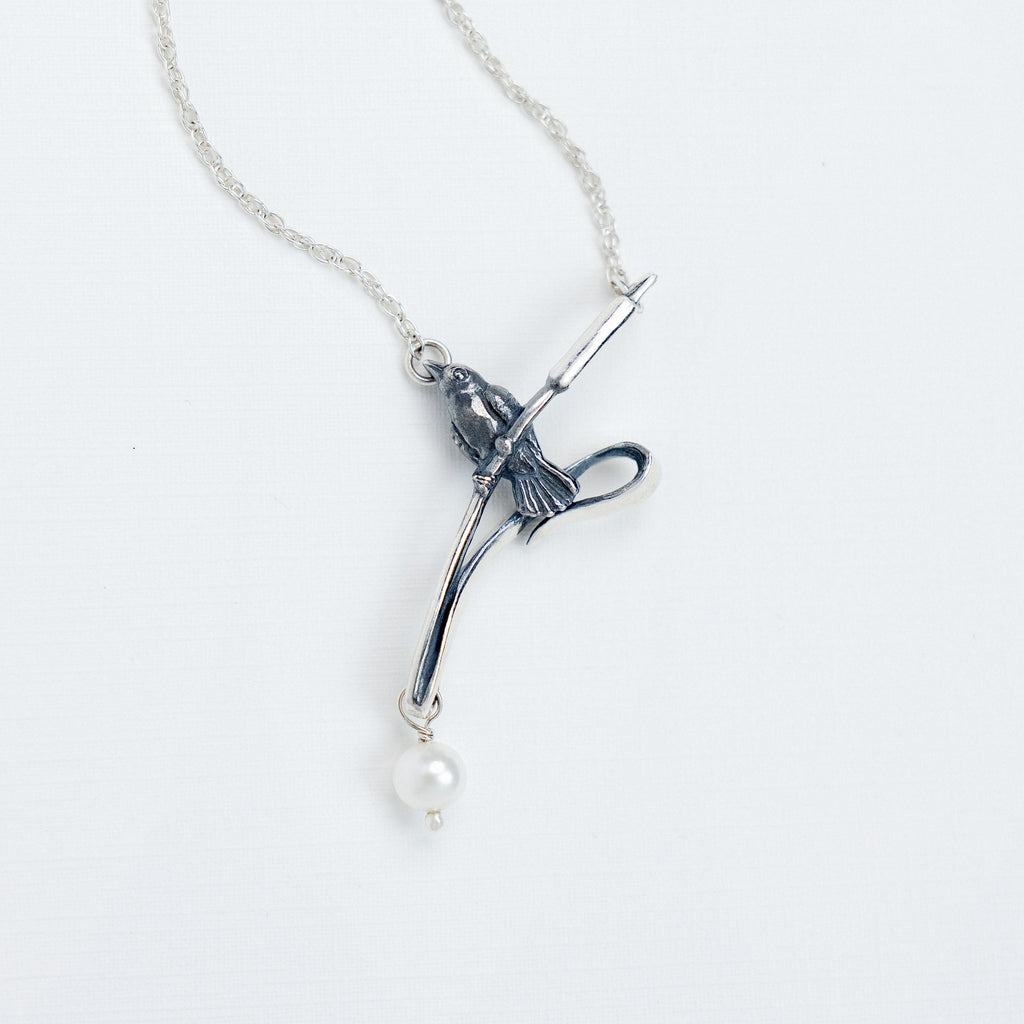 Black Bird Pearl Necklace