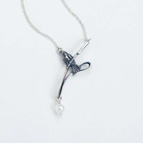 Black Bird Pearl Necklace