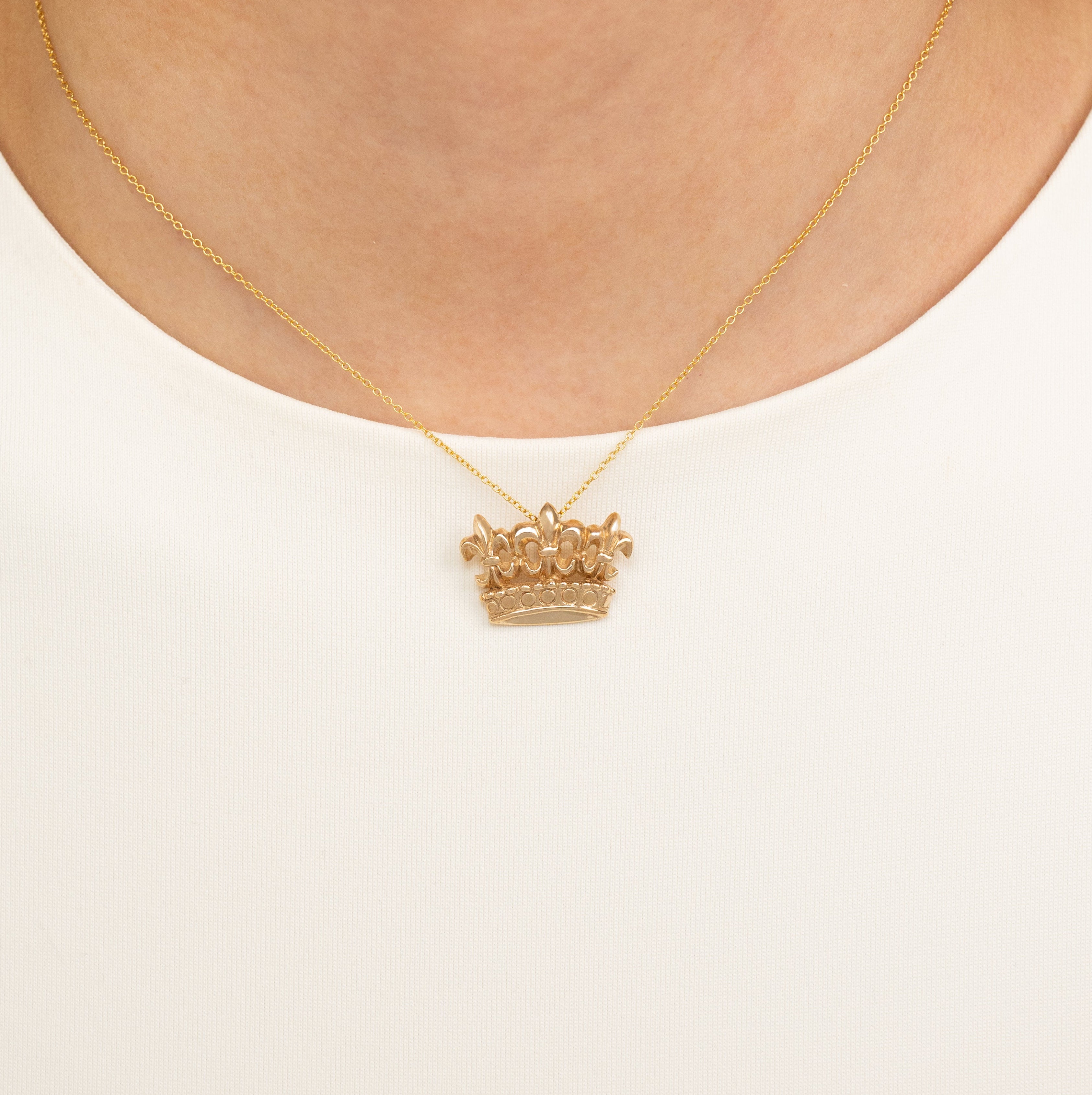 Fleur de Lis Crown Pendant