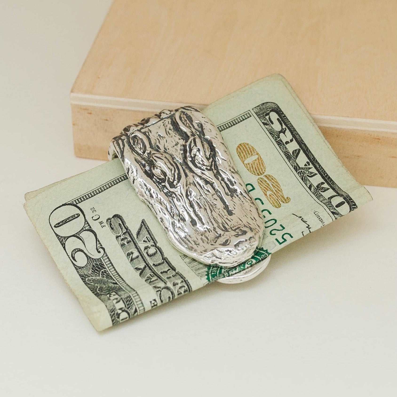Alligator Money Clip