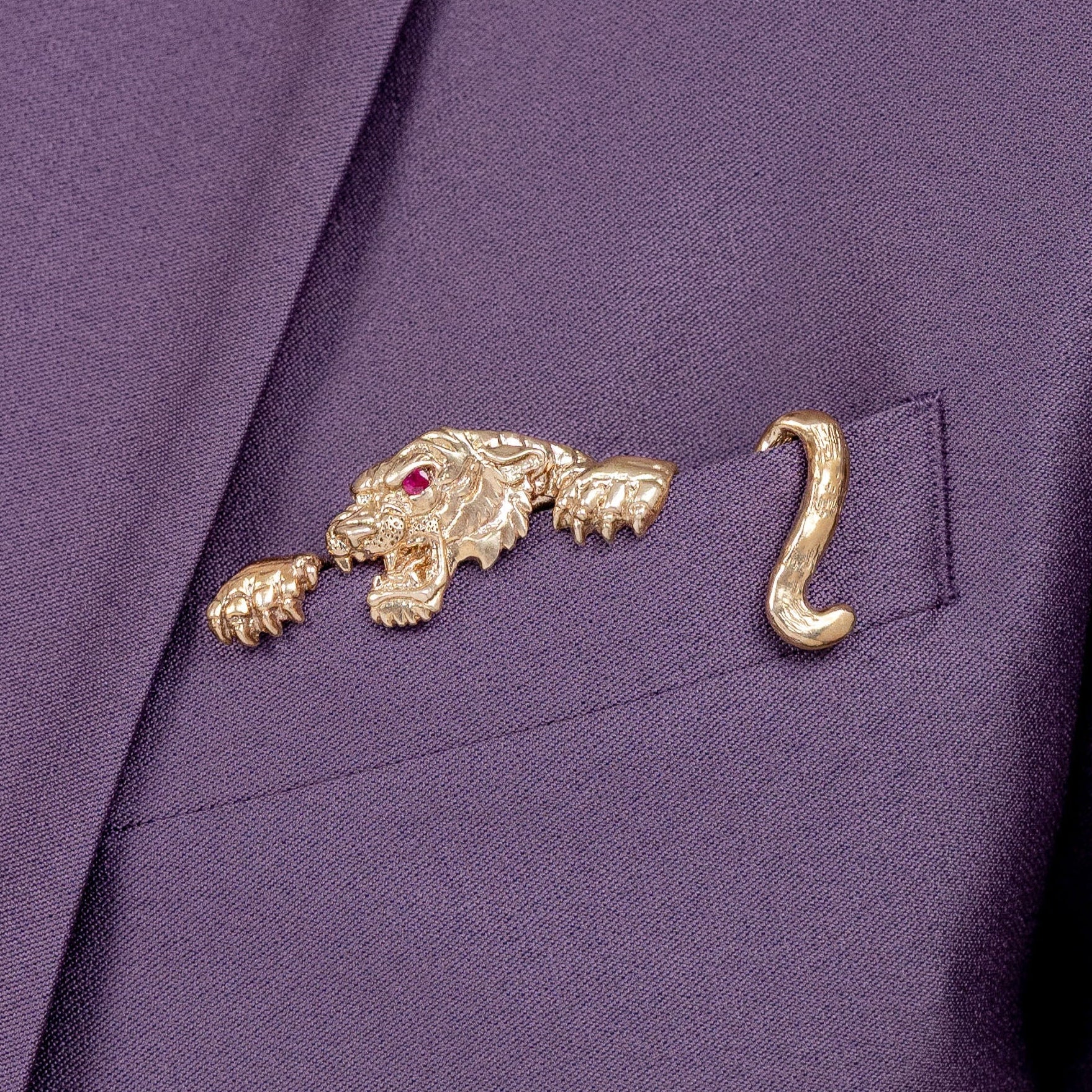 Gilded Tiger Ruby Eye Pocket Square™
