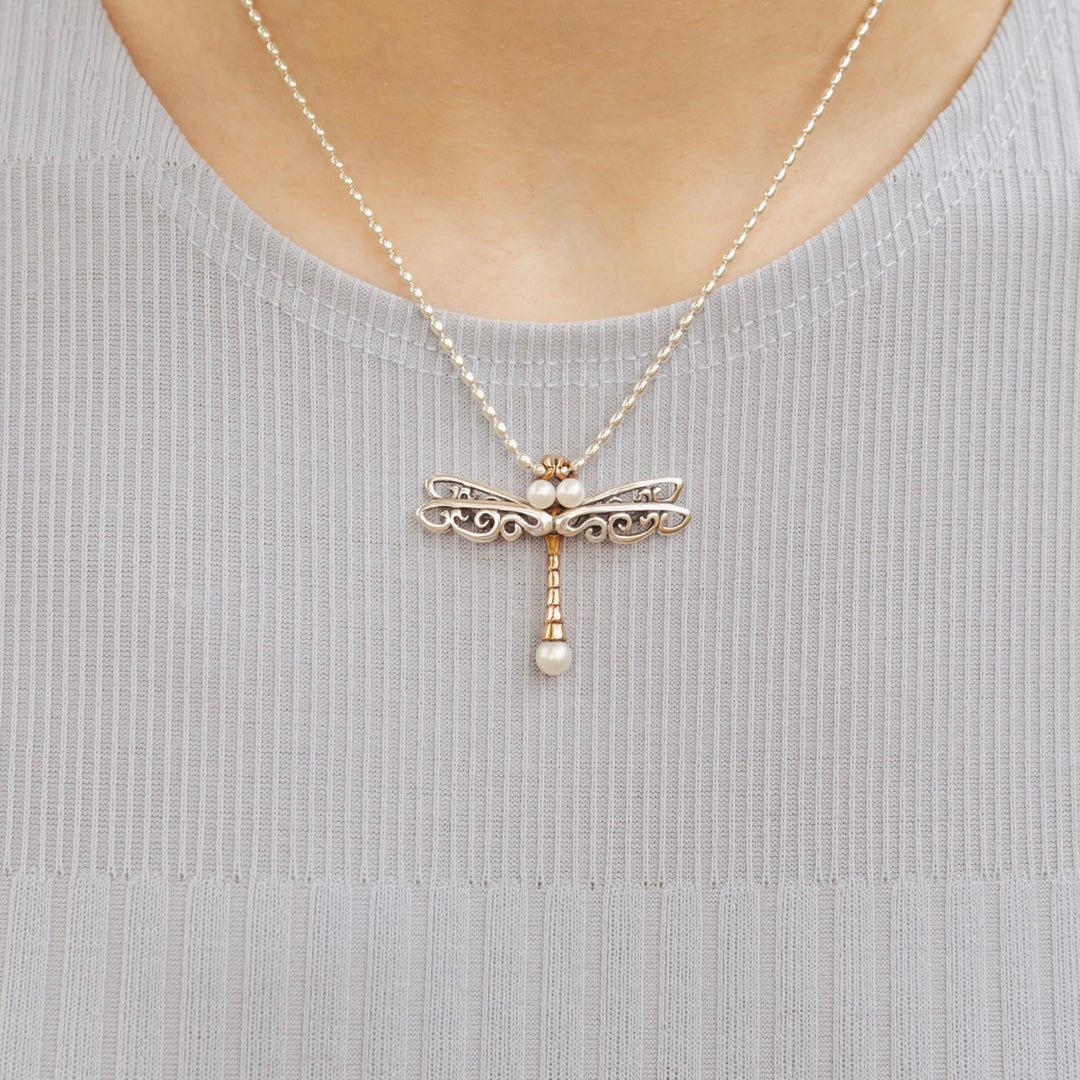 Nouveaux Dragonfly Pendant