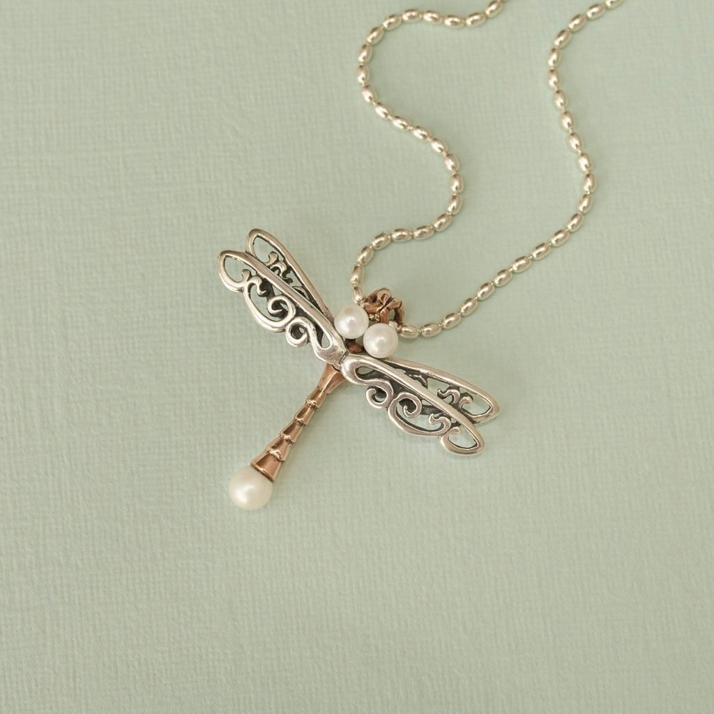 Nouveaux Dragonfly Pendant