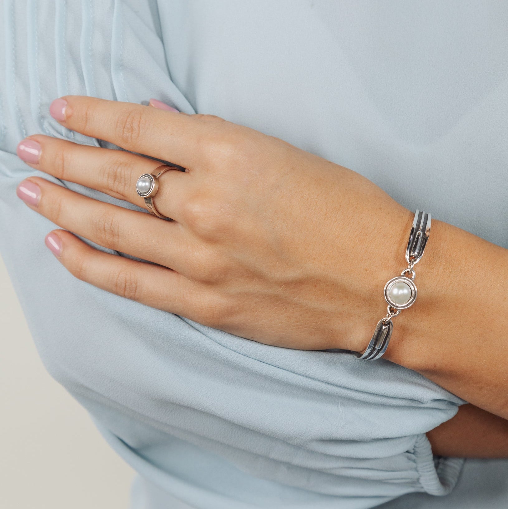 Deceaux Pearl Bracelet