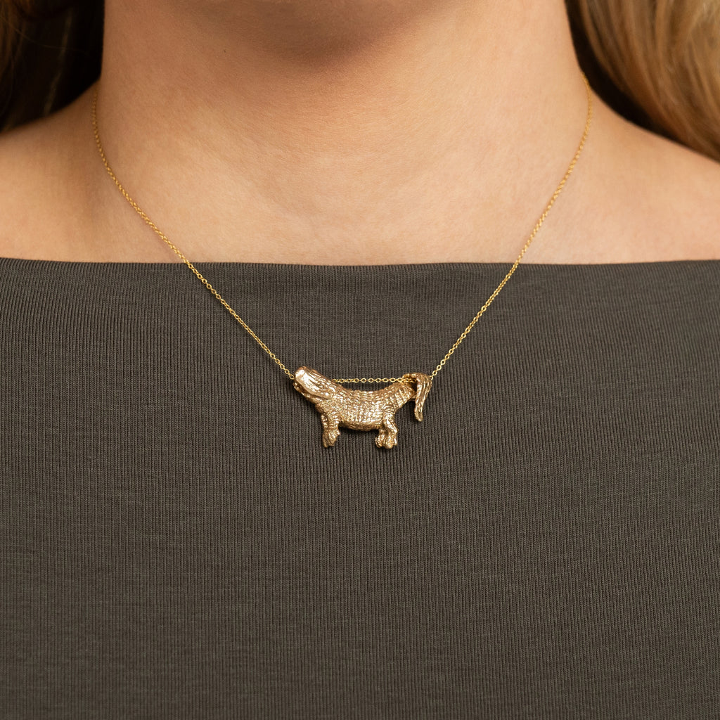 Dangling Alligator Pendant