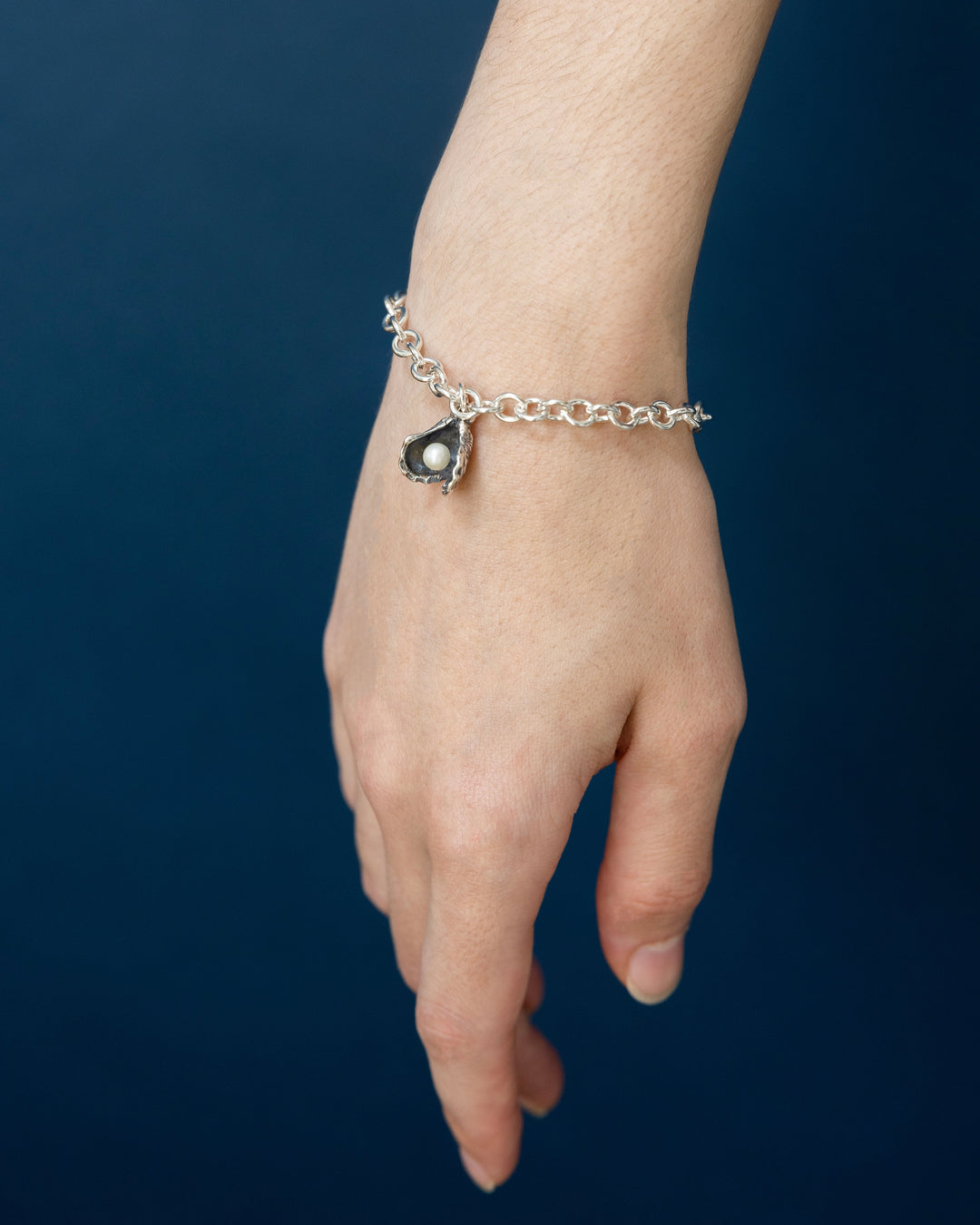 Peekaboo Pearl Oyster Bracelet