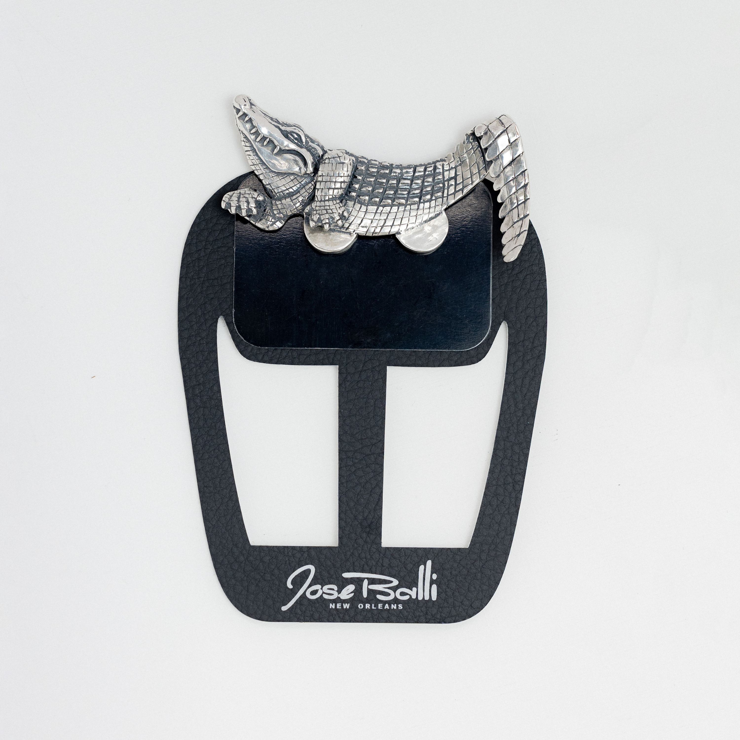 Sterling silver alligator pocket square with patented magnetic insert