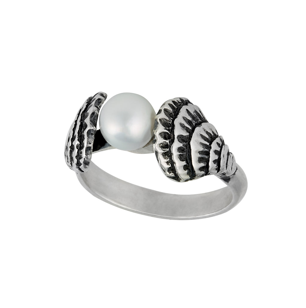 sterling silver oyster pearl ring with freshwater pearl between oyster shell design