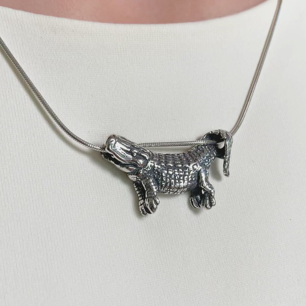 Silver Dangling Alligator Pendant