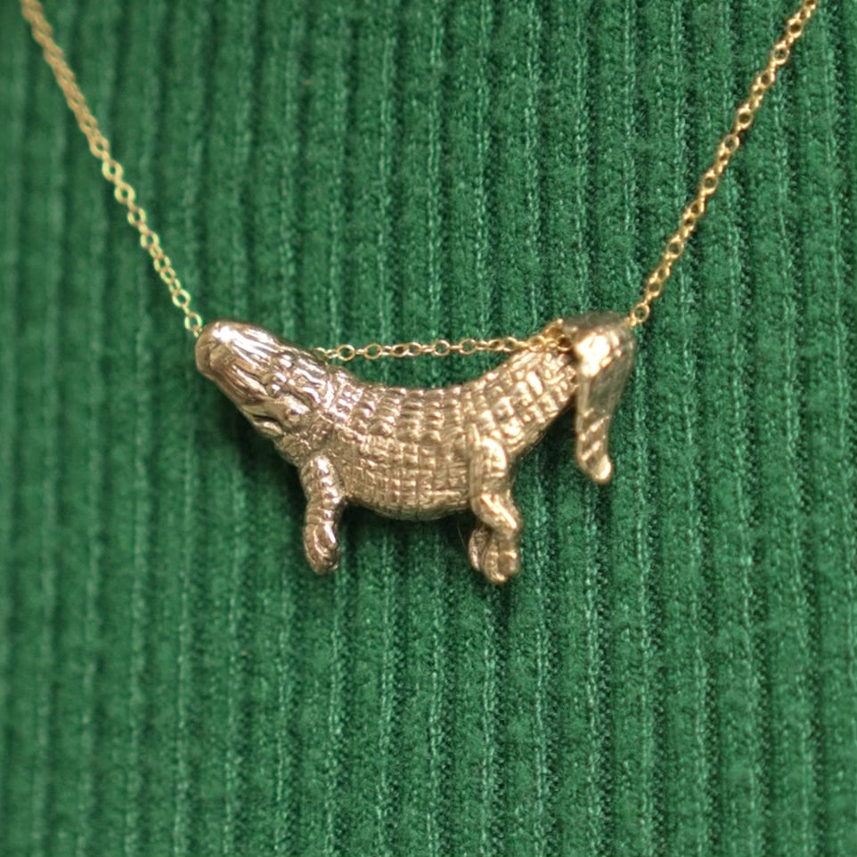 Bronze Dangling Alligator Pendant