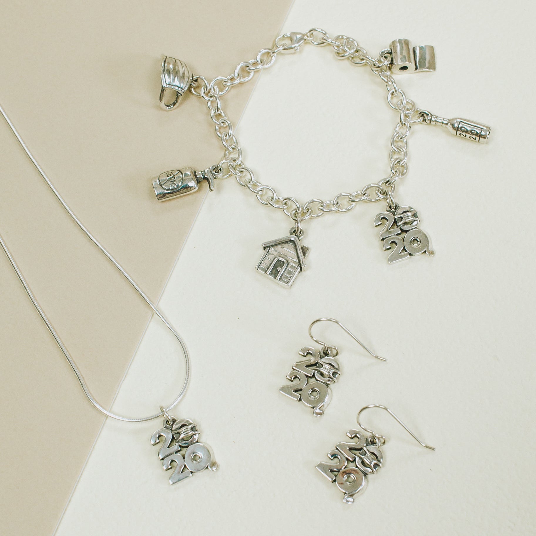 2020 Keepsake Pendant