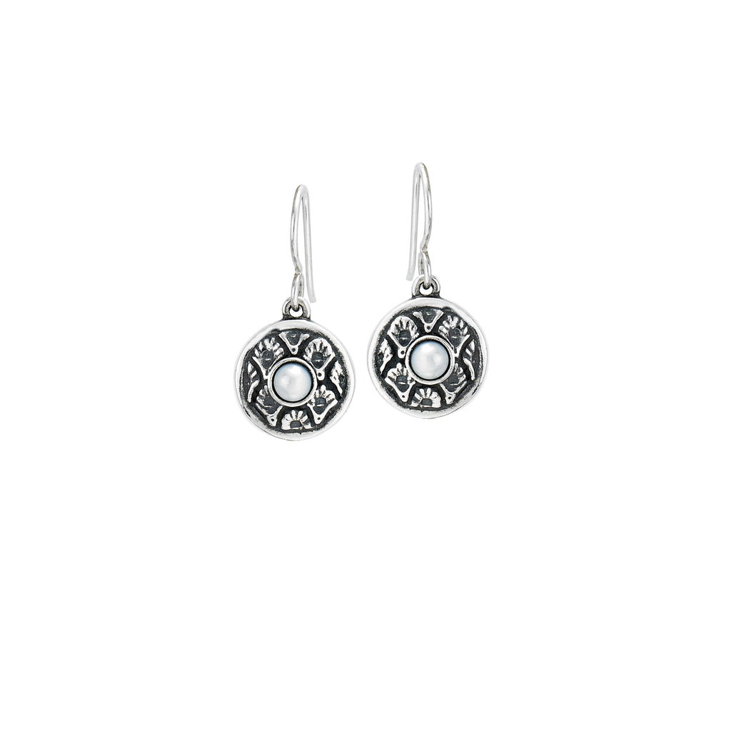 Coquille Earrings