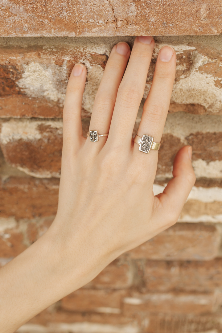 Fleur de Lis Brick Mini Ring