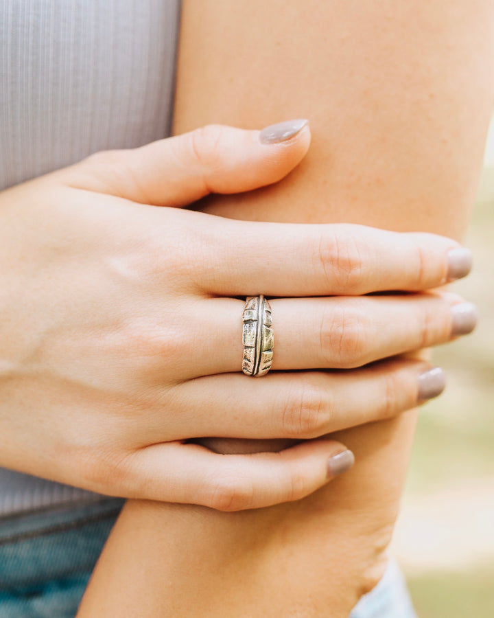 Banana Leaf Ring