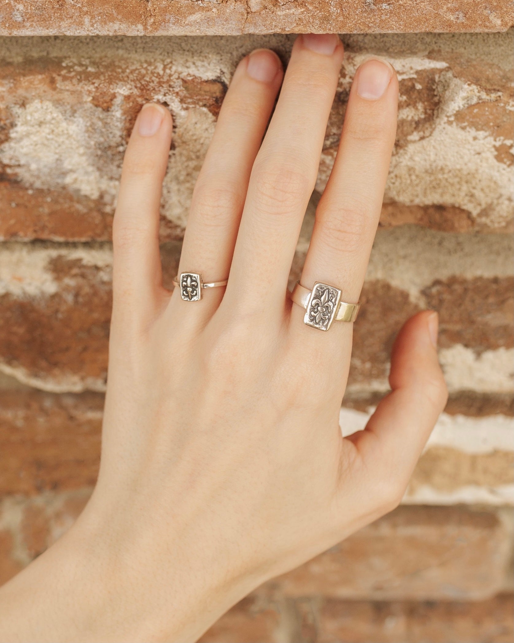 Fleur de Lis Brick Ring