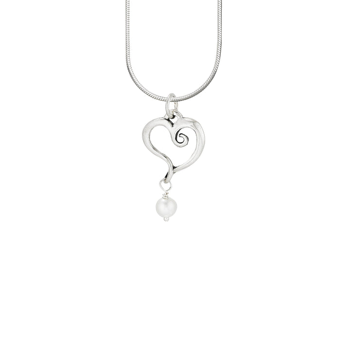 Nouveaux Heart Pendant