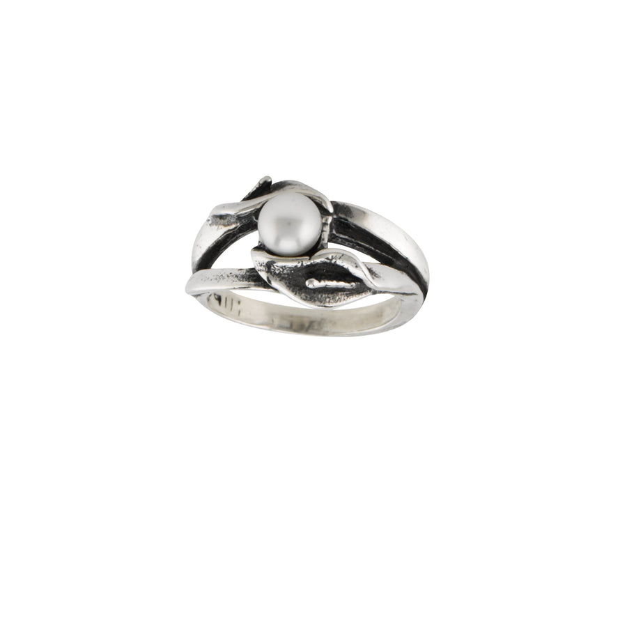 Calla Lily Double Pearl Ring