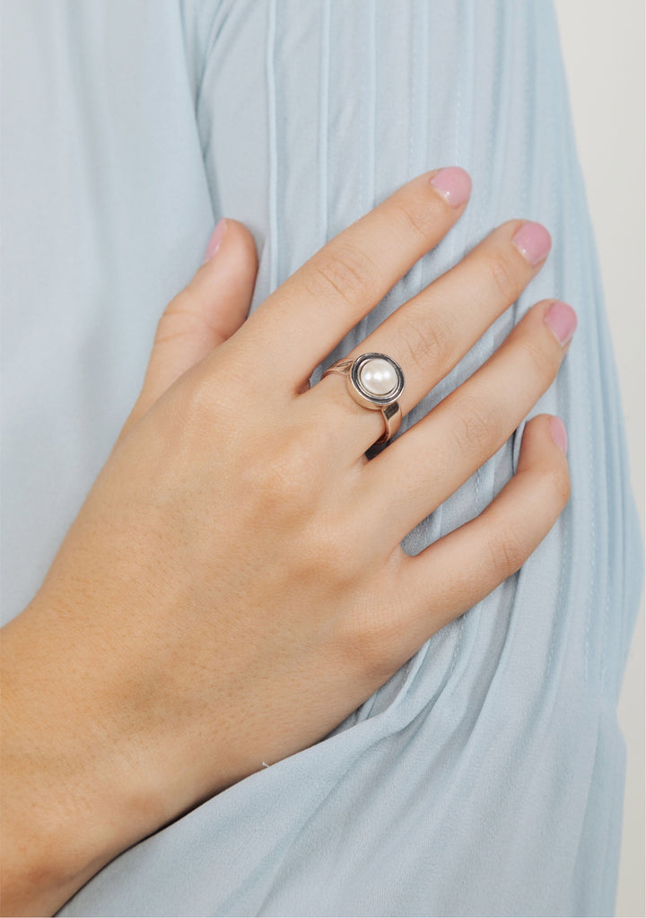 Deceaux Pearl Ring