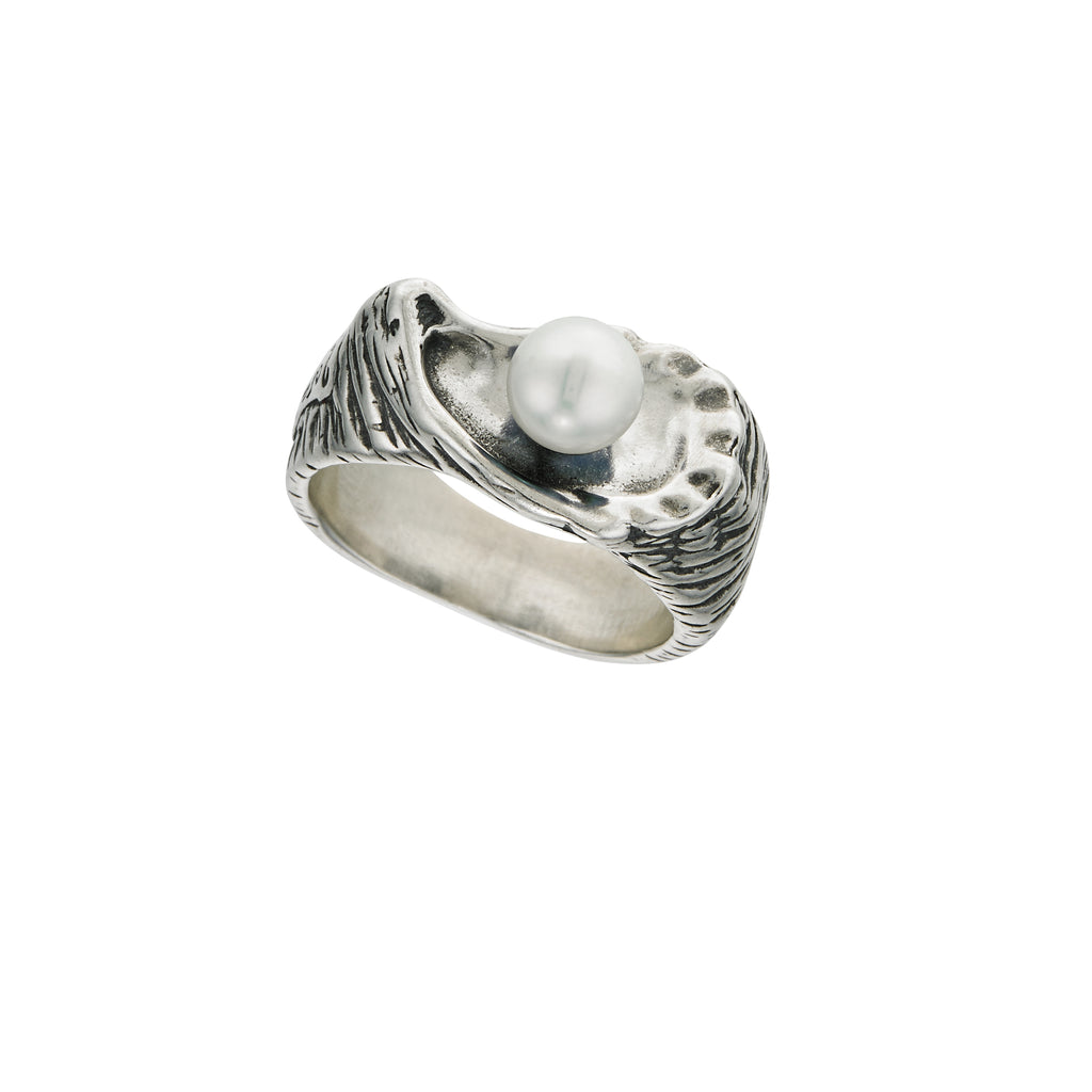 large oyster pearl ring in sterling silver with bold freshwater pearl and detailed oyster shell design